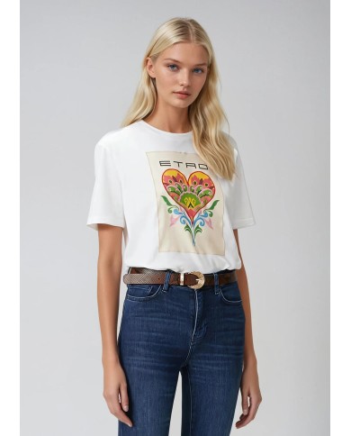 Kalp Nakış ve DTF Baskılı T-Shirt