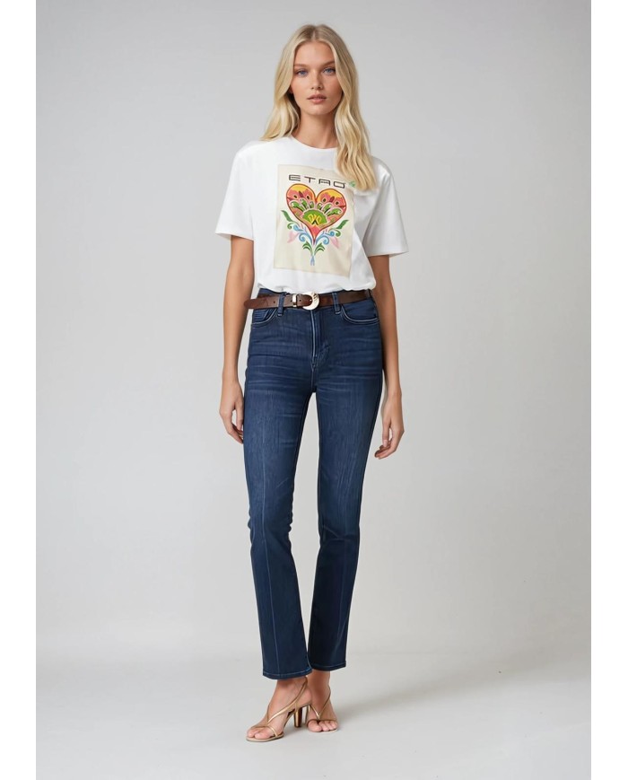 Kalp Nakış ve DTF Baskılı T-Shirt