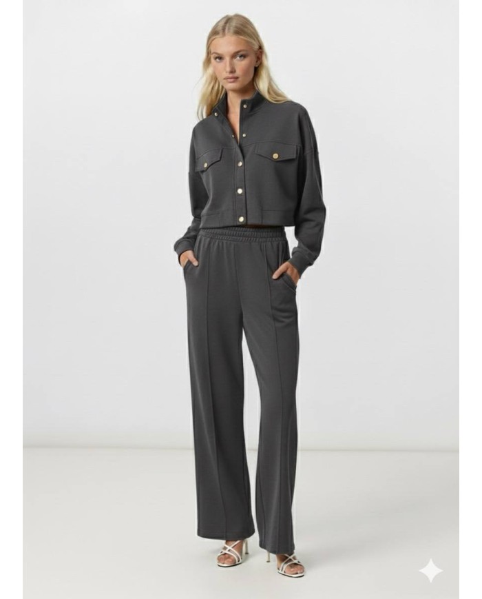 Düğmeli ve Fermuarlı Crop Eşofman Takım