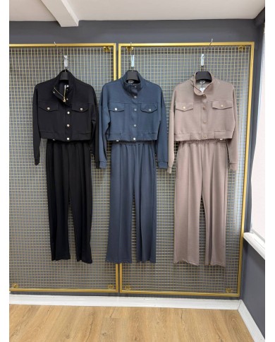 Düğmeli ve Fermuarlı Crop Eşofman Takım